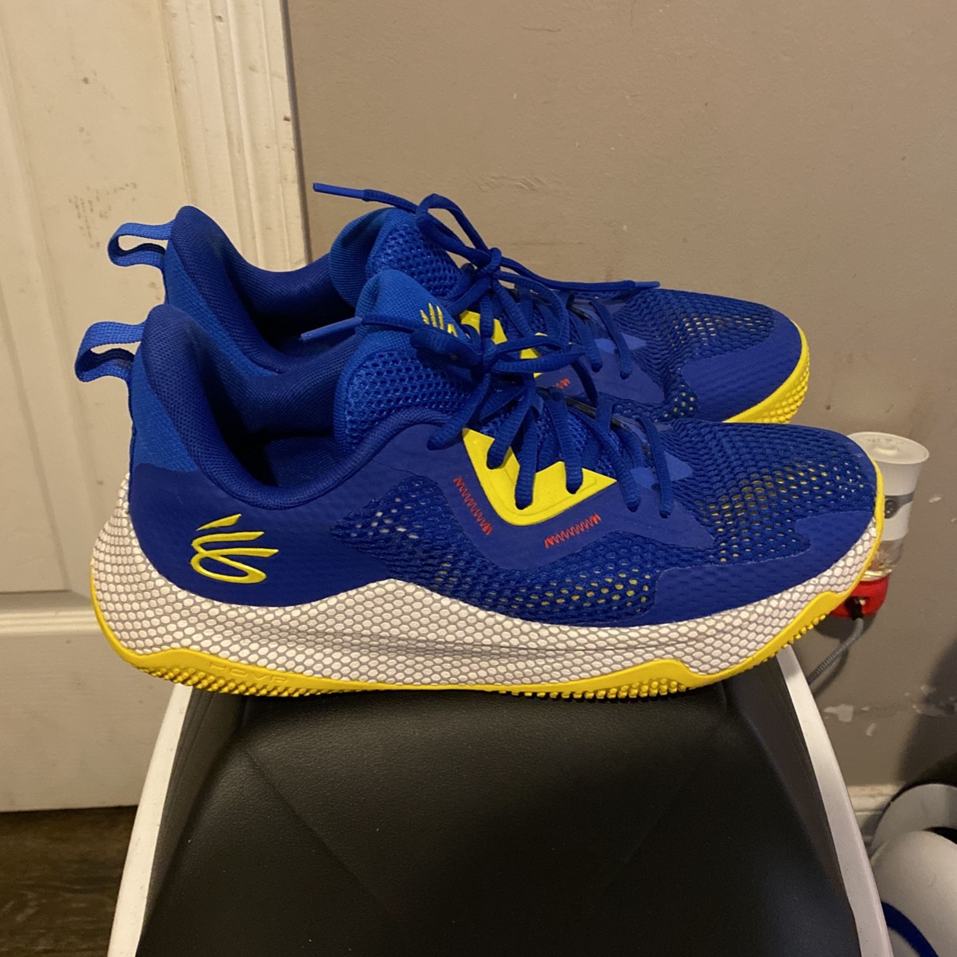 Under Armour Men's Curry HOVR Splash Basketball Shoes