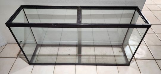 60 Gallon Glass Aquarium Tank