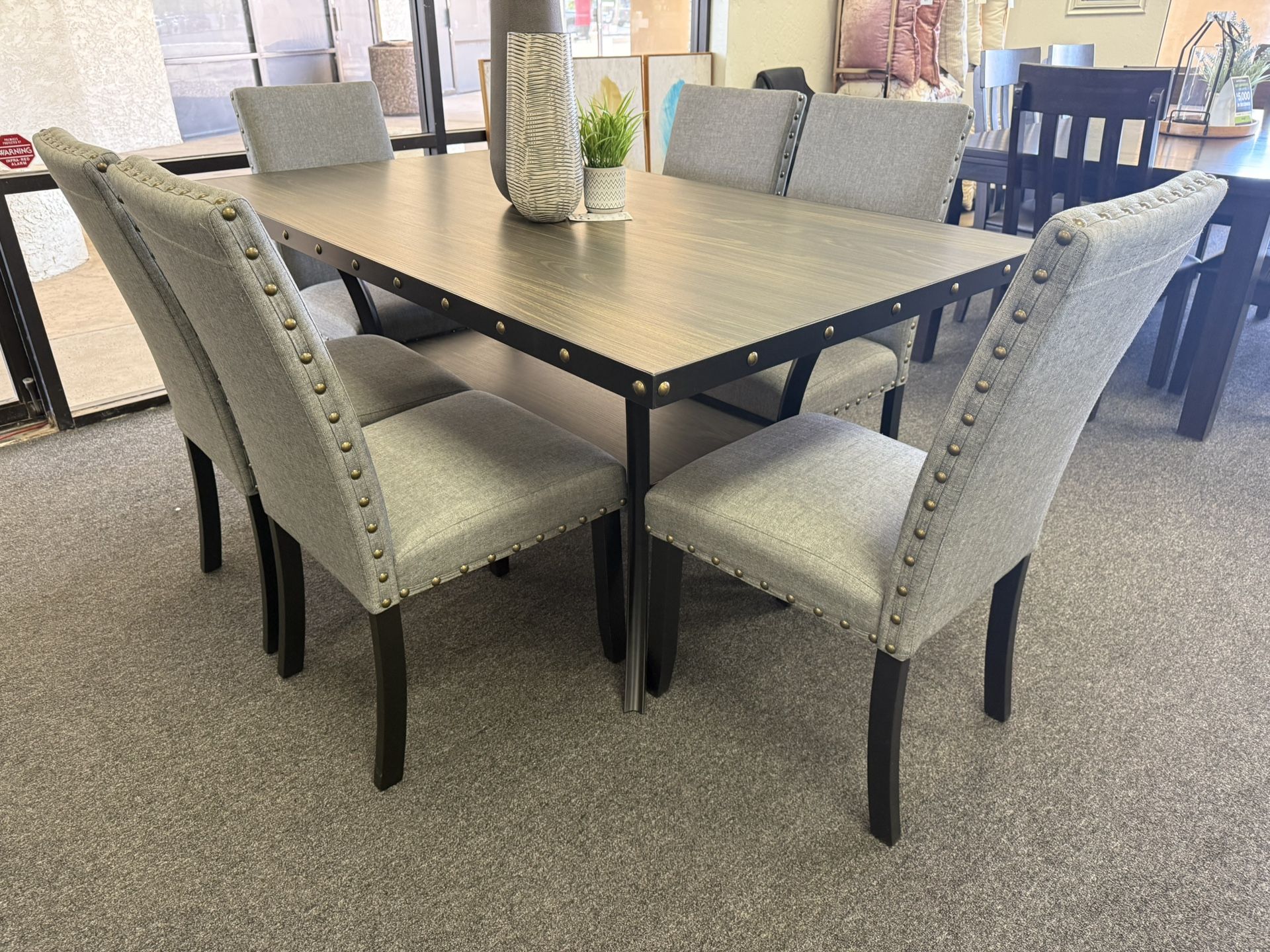 Dining Table With 6 Chairs 