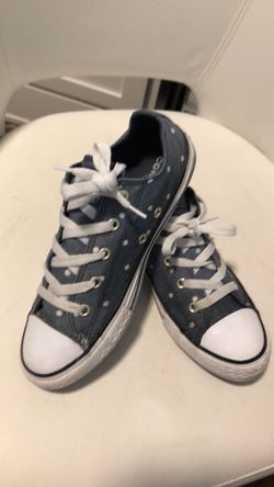 Converse sneakers size 3