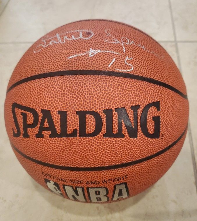 Latrell Sprewell Autographed Spalding NBA Official Signed Silver Ink Basketball