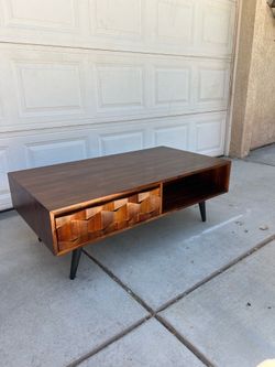 Solid Wood Coffee Table W/ Two Drawers!