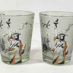 2 pcs New York Statue of Liberty Chrysler Building 2.5" Shot Glasses Collectible Souvenir Gift