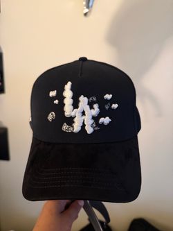 31 Hats, LA Money