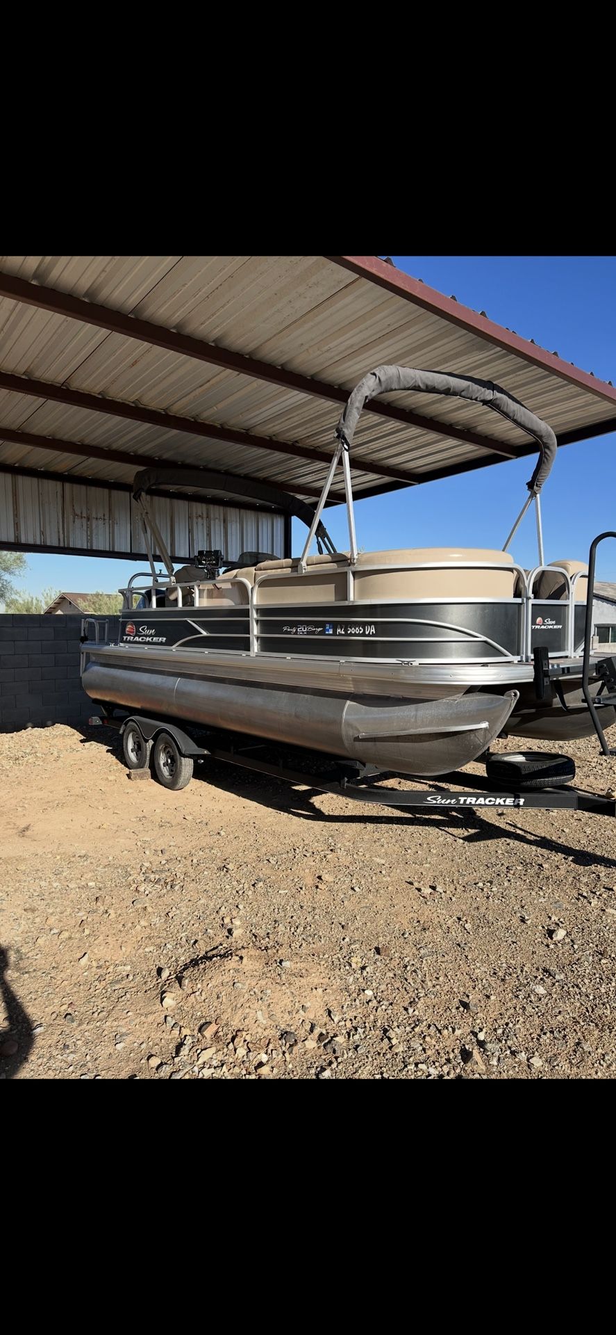 2018 Sun Tracker Party Barge 20 DXL