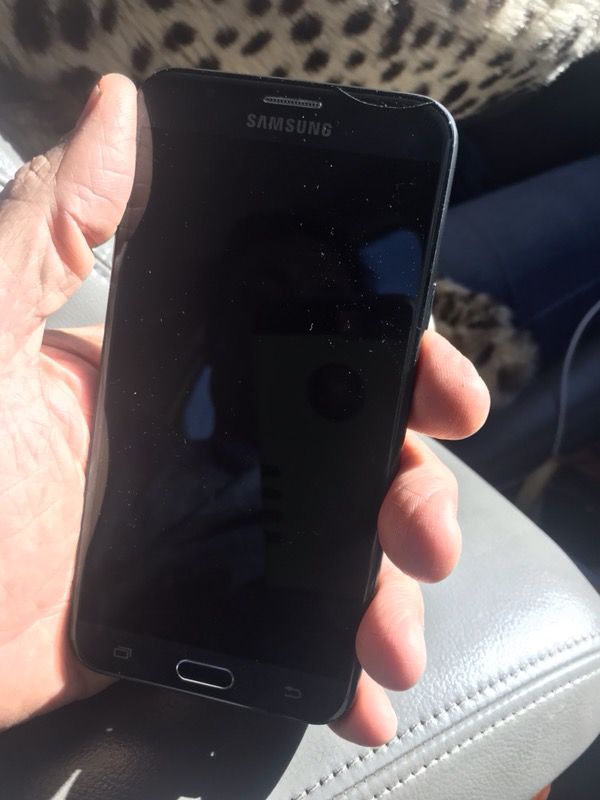 Samsung galaxy cell phone. Relatively new. TMobil