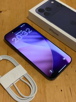 UNLOCKED iPhone 17 Pro Max (256GB), Deep Blue