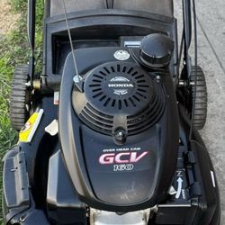 CRAFTSMAN GAS SELF PROPELLED HONDA ENGINE LANW MOWE 