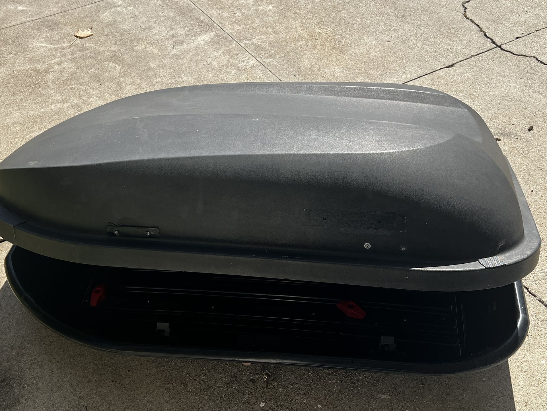 Yakima Rocketbox Roof Cargo Box
