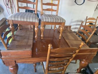 Kitchen table