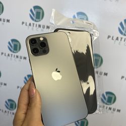 iPhone 12 Pro CASE FOR FREE!! Unlocked 128Gb Like New 128Gb