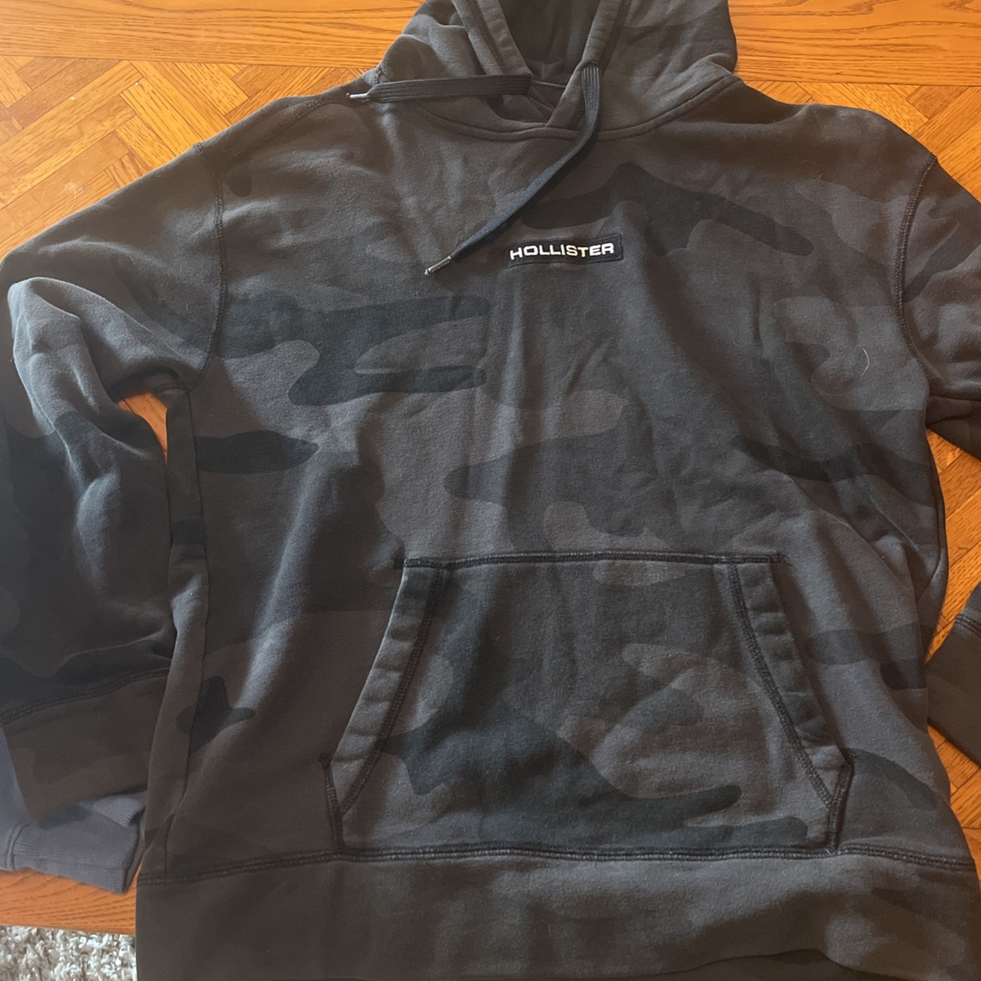 Hollister Hoodie