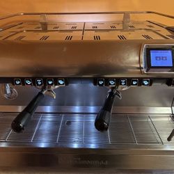 Beautiful Nuova Simonelli Aurelia Wave Volumetric Espresso Machine (Retail: $14,700+tax)