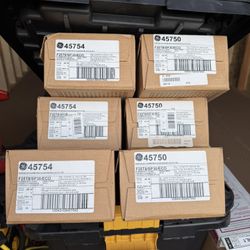 Fluorescent And Led T8 Light Bulbs 