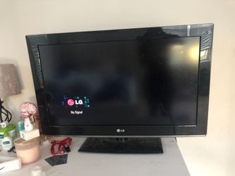 LG 32”