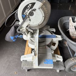 Delta mitre Saw 