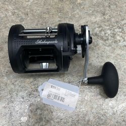 Shakespeare ATS30 Bait casting Fishing Reel (70502381)
