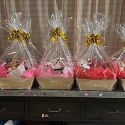 VALENTINE GIFT BASKETS With BALLOONS CAN Deliver!