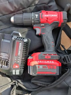 Craftsman 20v hammer drill WITH 5AH battery