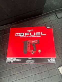 Milwaukee m18 Brad nailer 18 ha