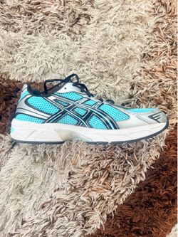 ASICS Men's Low Top Lace Up Mesh Athletic Sneaker White/Blue/Black Pre-Owned