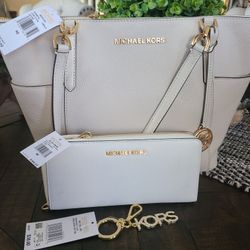 Michael Kors New Set