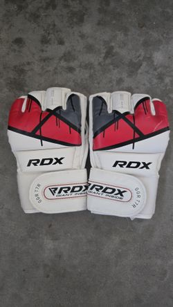 MMA Gloves ( Medium Size)