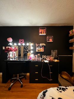 Black customizable vanity