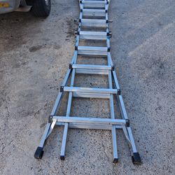 Gorila laders 12f multiusos