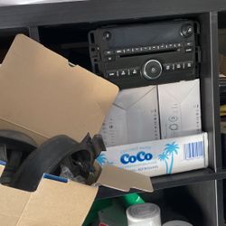 2008 Chevy Avalanche Complete Stereo System 