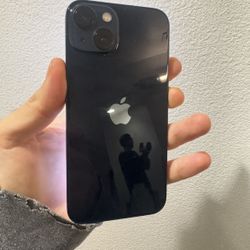 Apple iPhone 13 Unlock No Sim Restrictions 10/10 Condition 100% Battery Like New 128gb Takes Sim Cards!