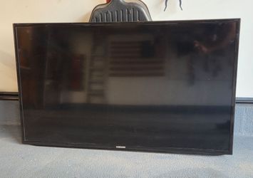 Samsung UN46H5203
46" 1080p LED-LCD HDTV with Wi-Fi®