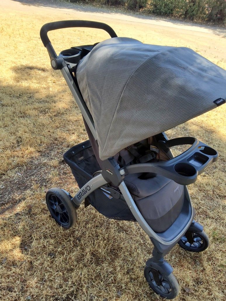 Chicco Bravo Stroller 