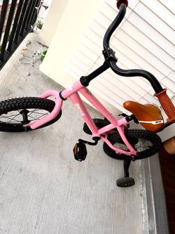 Kids Bike 14” with Training Wheels Pink in Great Condition (pick up in Cedar Park)