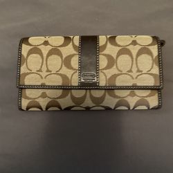 Coach Signature Wallet-Brown-Like New!