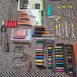 140 Piece Tool Set