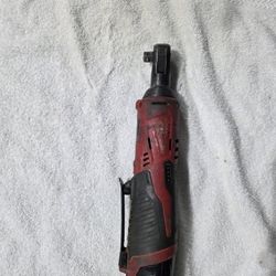 Milwaukee M12 Ratchet 3/8