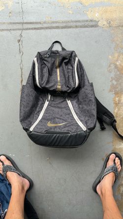 Nike Elite Basketball Bag Quad System
