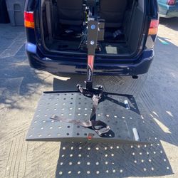 Platform Scooter Or Wheelchair Lift For Car/ Ascensor Para Silla De Rueda 