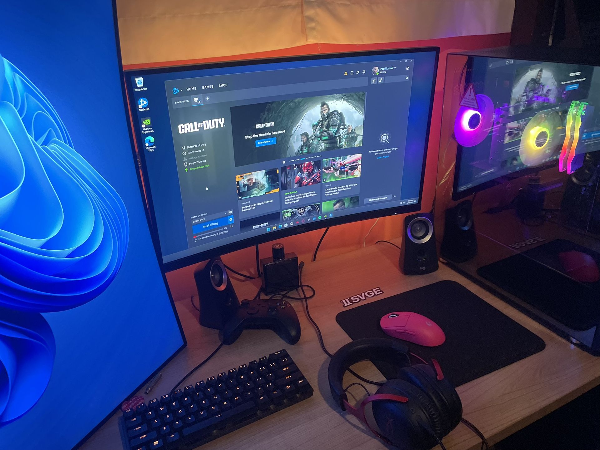 Monitors And Monitor Arm (READ DESCRIPTION)