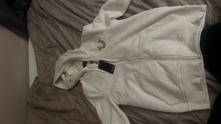 True religion sweater male or female