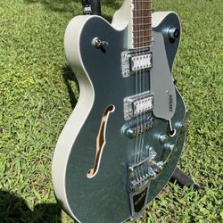 G5622T-140 DOUBLE PLATINUM ANNIVERSARY CENTER BLOCK WITH BIGSBY