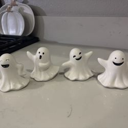 Dancing Ghosts