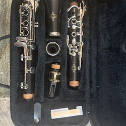Buffet E-11 Wood Clarinet 