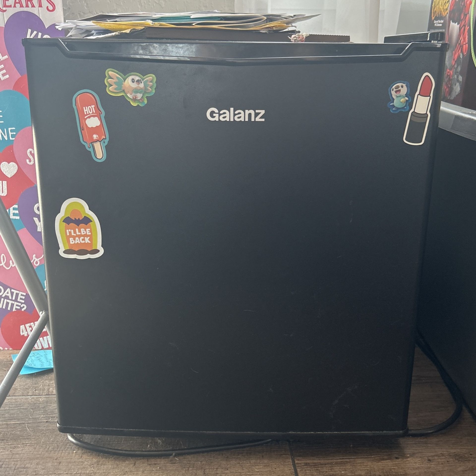 galanz mini fridge