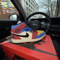 Jordan 1 Mid SE FRLS NA Size 10.5