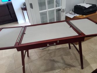 Puzzle table