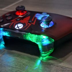 Custom Xbox One S  Wireless Controller Custom LEds.