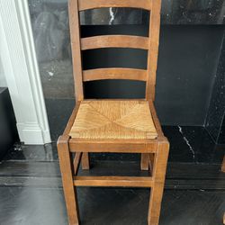 Vintage Rustic Oak Chair With Mulched Seats - Set Of 4