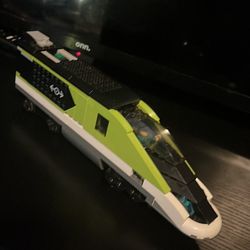 Express passenger Lego train (only front train)